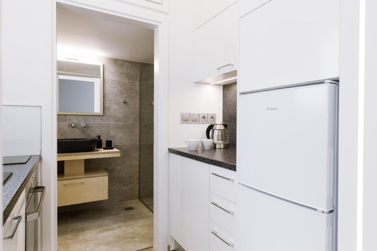 Minimal Apartment On The Shadow Of The Acropolis Atene Esterno foto