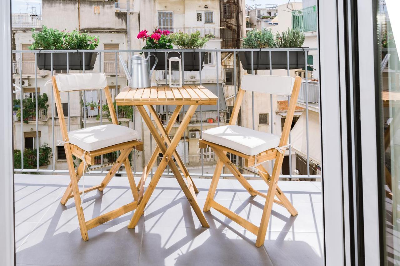 Minimal Apartment On The Shadow Of The Acropolis Atene Esterno foto